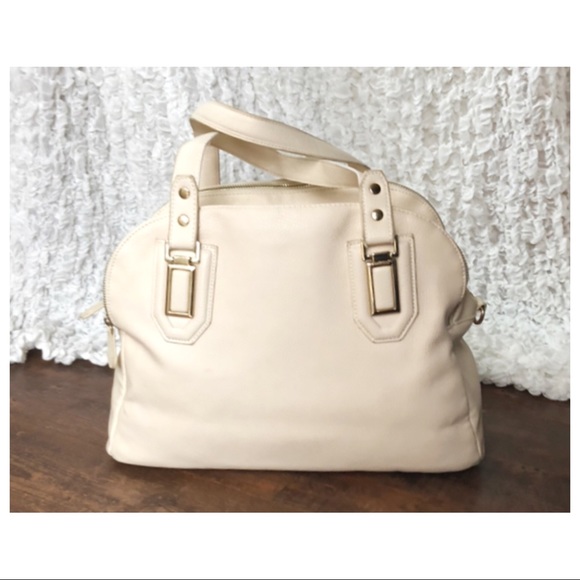 attention Handbags - 🌿CREAM CONVERTIBLE BAG WITH GOLD HARDWARE